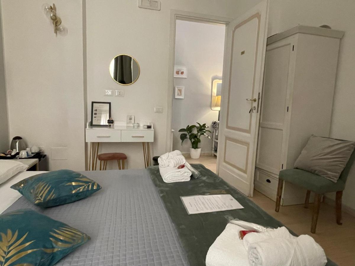 Ad Cavour Luxury Rooms - By Ad Roma Luaran gambar
