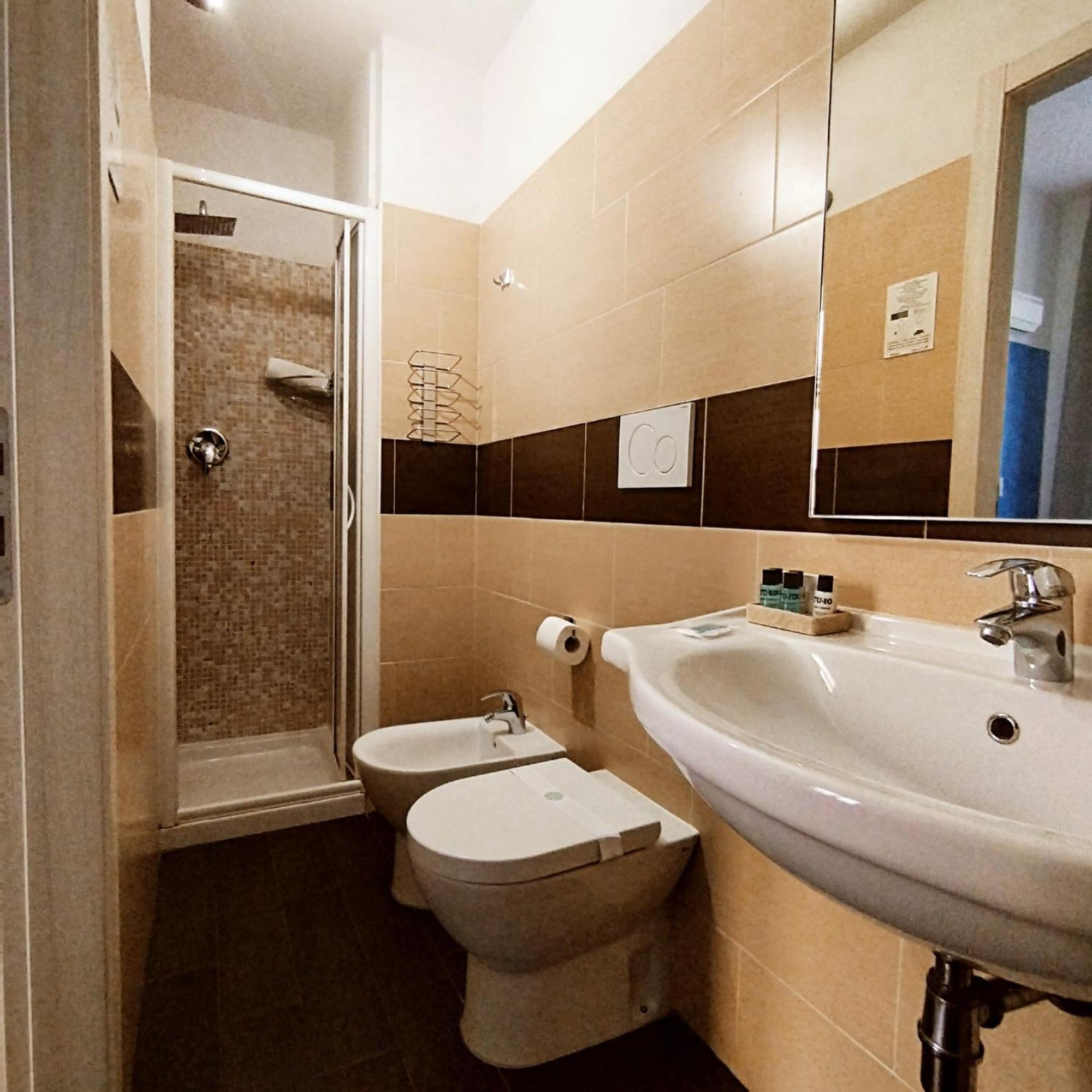 Ad Cavour Luxury Rooms - By Ad Roma Luaran gambar