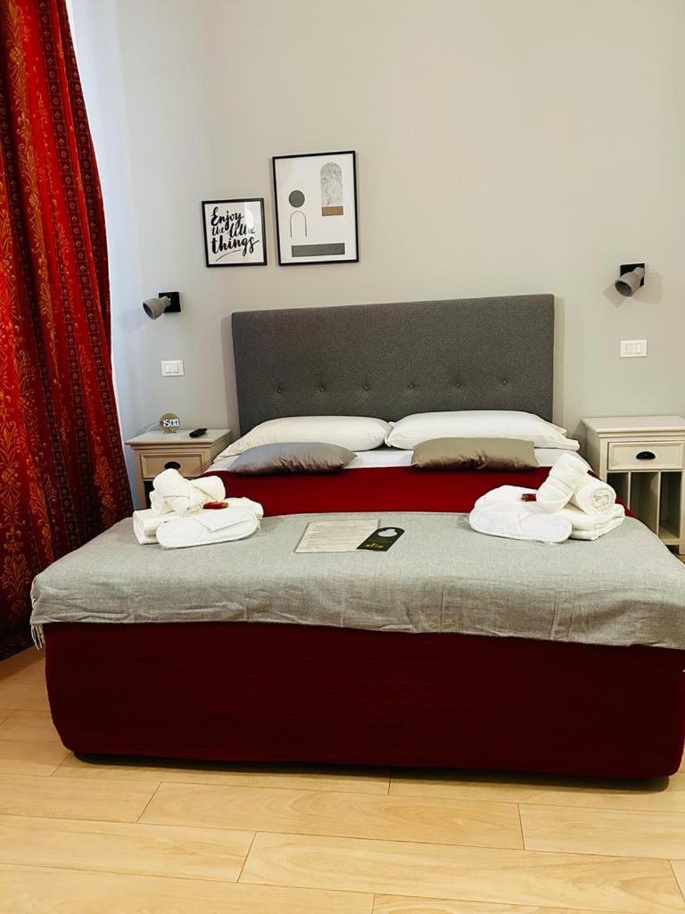 Ad Cavour Luxury Rooms - By Ad Roma Bilik gambar