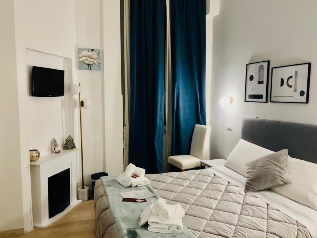 Ad Cavour Luxury Rooms - By Ad Roma Bilik gambar