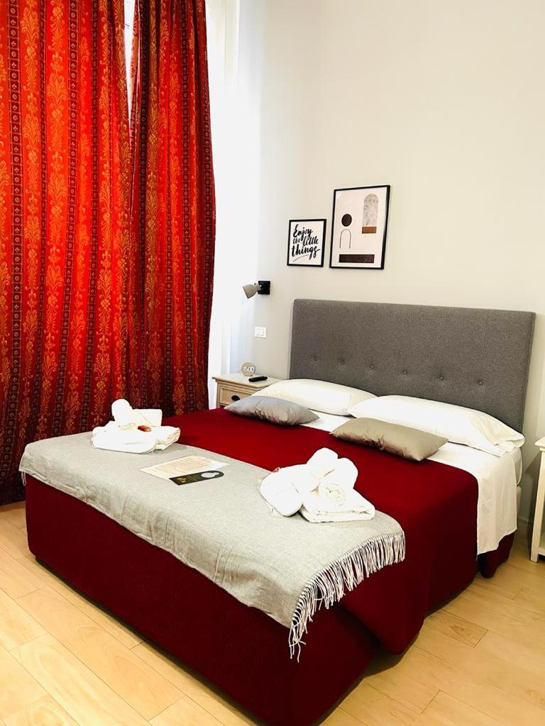 Ad Cavour Luxury Rooms - By Ad Roma Bilik gambar