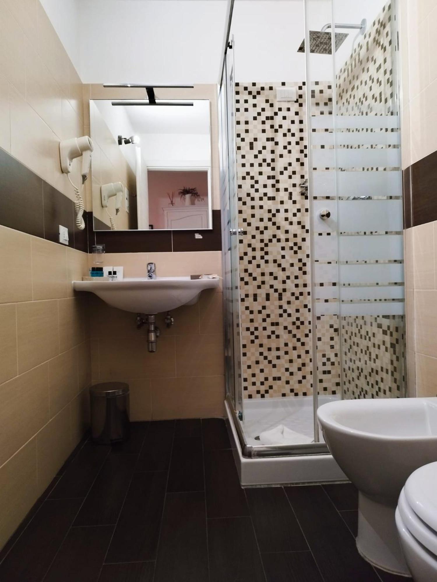 Ad Cavour Luxury Rooms - By Ad Roma Bilik gambar